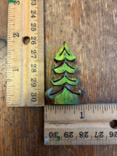 Load image into Gallery viewer, NEW : Cuckoo Clock Adornment - Green Tree (4 cm)