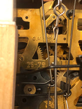 Load image into Gallery viewer, VINTAGE - 1979 “Feeding Birds” Cuckoo Clock