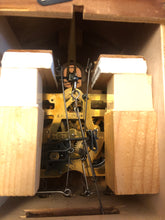 Load image into Gallery viewer, VINTAGE - 1979 “Feeding Birds” Cuckoo Clock