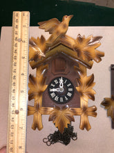 Load image into Gallery viewer, VINTAGE- Small Oak Colored Cuckoo Clock