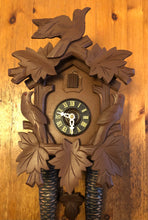 Load image into Gallery viewer, VINTAGE : Traditional Cuckoo Clock with Eight Day Movement (1972)
