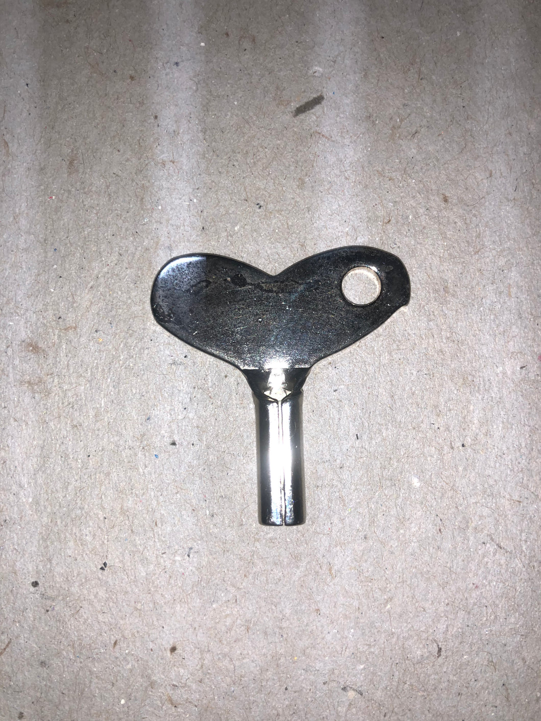 VINTAGE : Novelty Clock Pendulum and Key