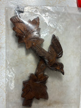Load image into Gallery viewer, Vintage : Topper for a Traditional Cuckoo Clock (6 inch)

