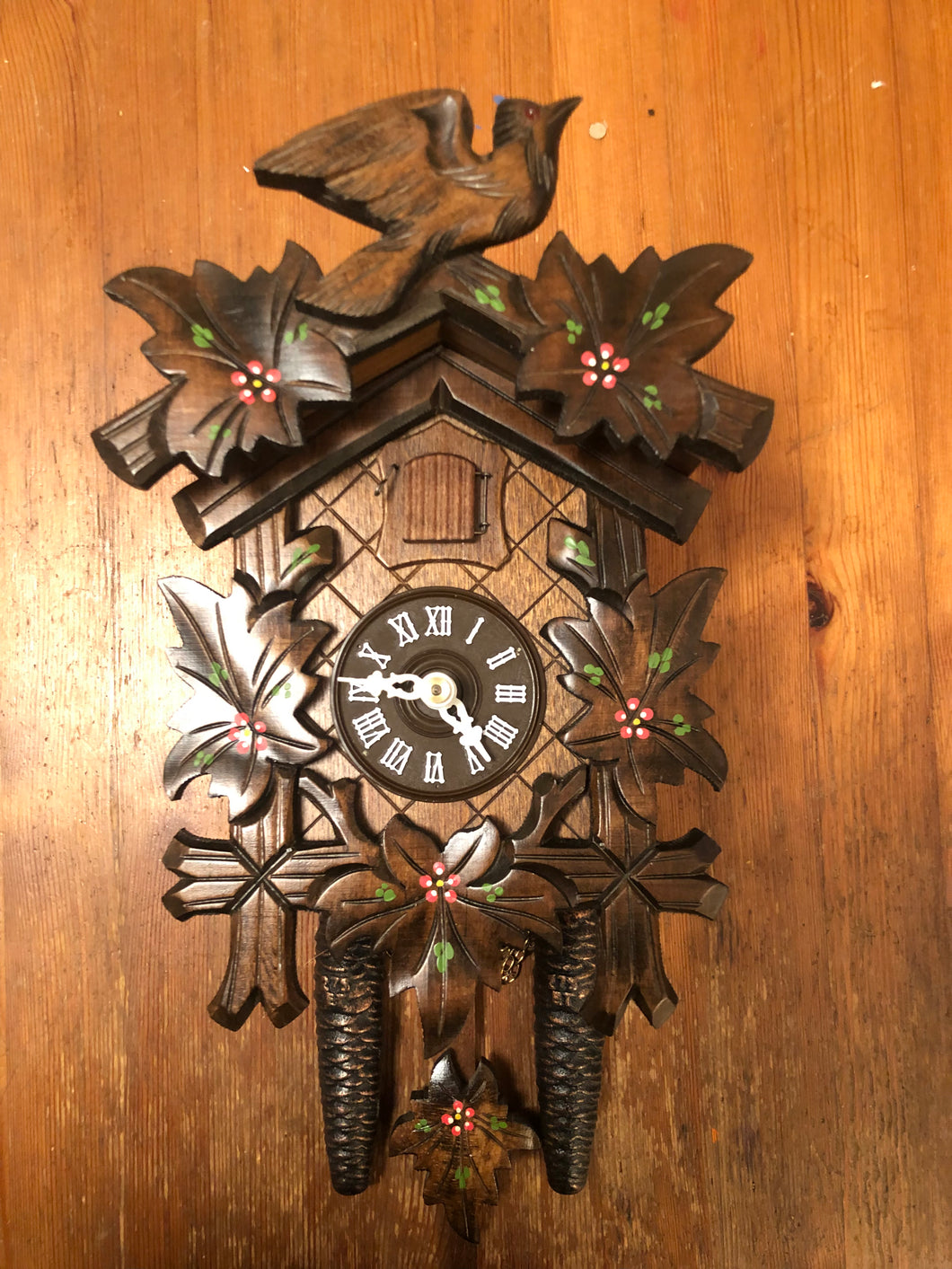 VINTAGE - Traditional Cuckoo with Factory Painted Flowers
