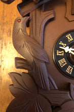 Load image into Gallery viewer, VINTAGE : Traditional Cuckoo Clock with Eight Day Movement (1972)

