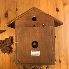 Load image into Gallery viewer, VINTAGE : 8 Day “Squirrel” Clock
